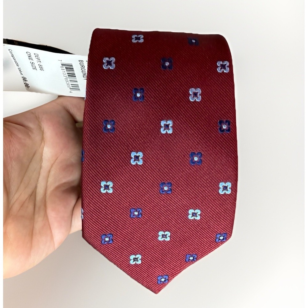 NEW DUCHAMP LONDON Burgundy Red Floral Pattern LUXE 100% SILK Necktie TIE